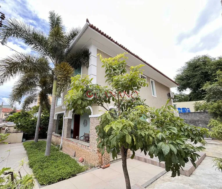 Foto 1 de Casa com 6 Quartos à venda, 203m² em Méier, Rio de Janeiro