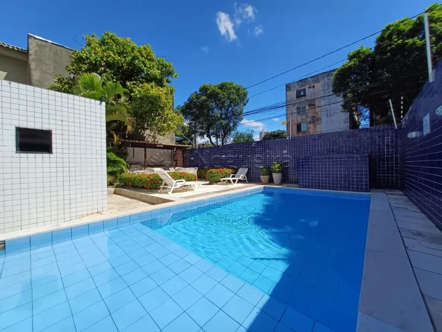 Foto 1 de Apartamento com 2 Quartos à venda, 65m² em Encruzilhada, Recife