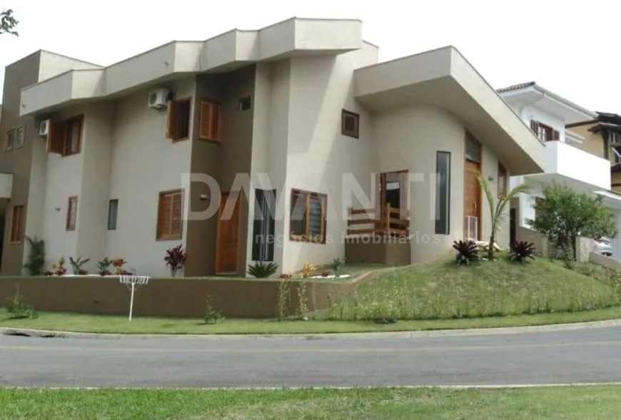 Foto 1 de Casa de Condomínio com 3 Quartos à venda, 205m² em Condomínio Jardim das Palmeiras, Vinhedo