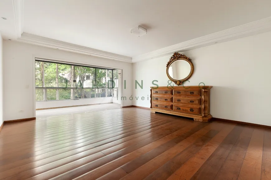 Foto 1 de Apartamento com 4 Quartos à venda, 320m² em Moema, São Paulo