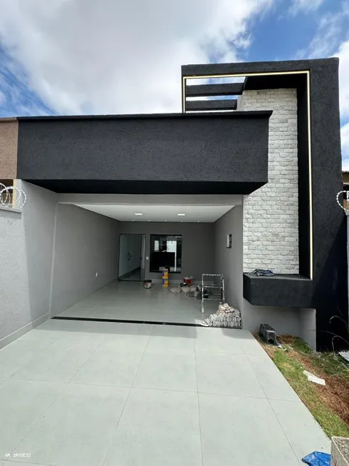 Foto 1 de Casa com 3 Quartos à venda, 191m² em Jardim Presidente, Goiânia