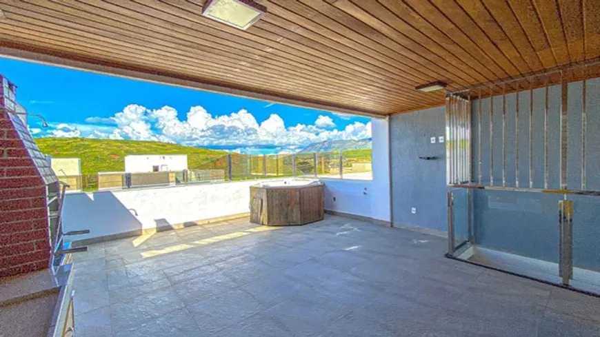 Foto 1 de Casa com 3 Quartos à venda, 244m² em Cidade Nova, Governador Valadares