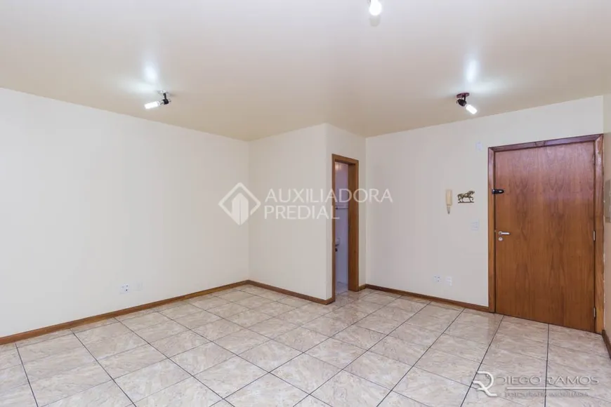 Foto 1 de Sala Comercial para alugar, 40m² em Praia de Belas, Porto Alegre