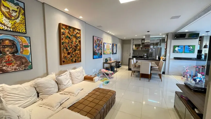 Foto 1 de Apartamento com 3 Quartos à venda, 118m² em Duque de Caxias, Cuiabá