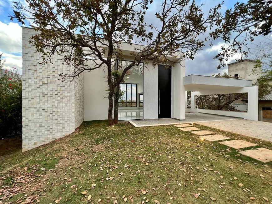 Foto 1 de Casa de Condomínio com 4 Quartos à venda, 280m² em Jardins da Lagoa I, Lagoa Santa