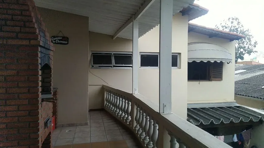 Foto 1 de Sobrado com 3 Quartos à venda, 232m² em Vila America, Santo André