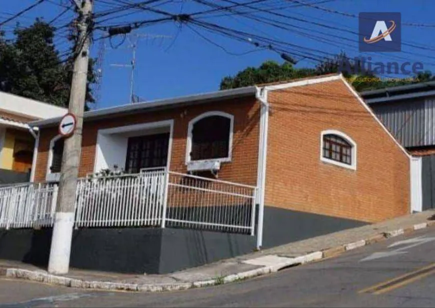 Foto 1 de Casa com 3 Quartos para alugar, 340m² em Vila Nova Louveira, Louveira