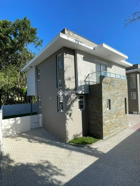 Foto 1 de Sobrado com 3 Quartos à venda, 162m² em Santo Antônio de Lisboa, Florianópolis