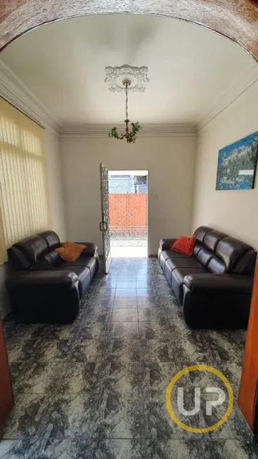 Foto 1 de Casa com 3 Quartos à venda, 166m² em Prado, Belo Horizonte