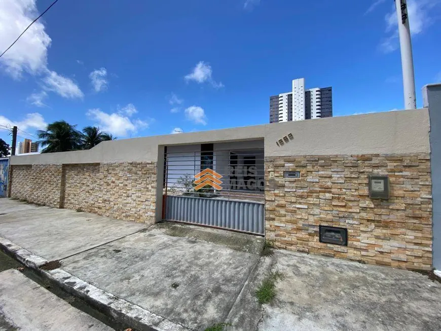 Foto 1 de Casa com 4 Quartos à venda, 247m² em Lagoa Nova, Natal