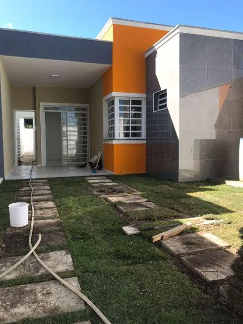 Foto 1 de Casa com 3 Quartos à venda, 93m² em Urucunema, Eusébio