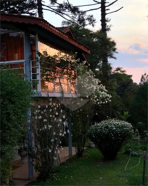 Foto 1 de Casa com 4 Quartos à venda, 240m² em Roseira, Mairiporã