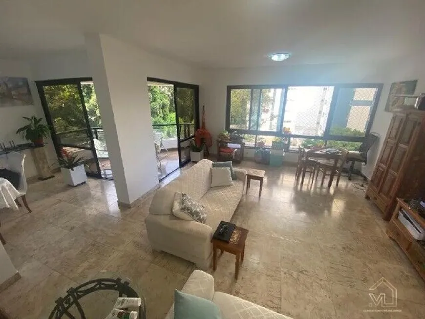 Foto 1 de Apartamento com 4 Quartos à venda, 212m² em Itaigara, Salvador