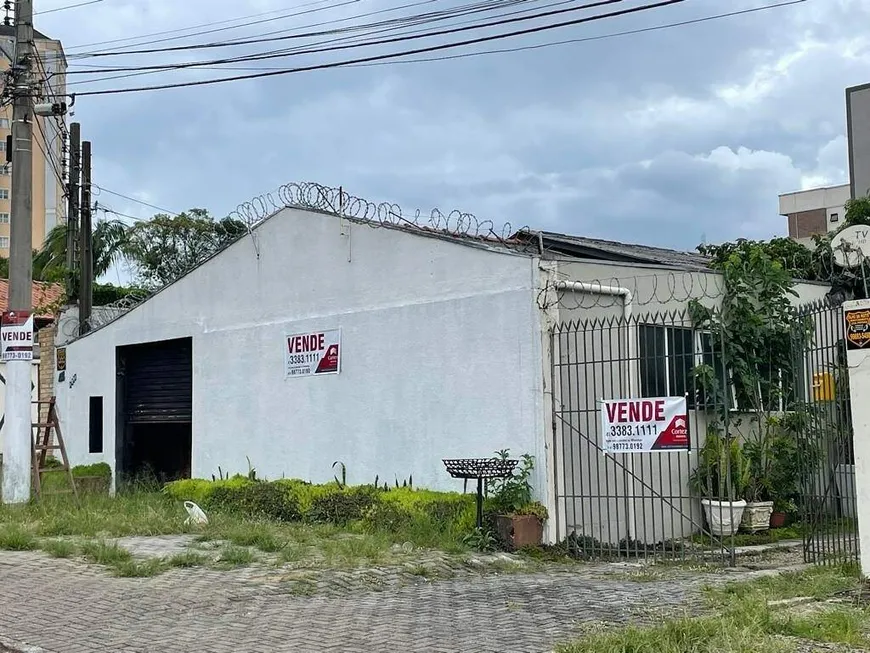 Foto 1 de Lote/Terreno à venda, 338m² em Centro, São José dos Pinhais
