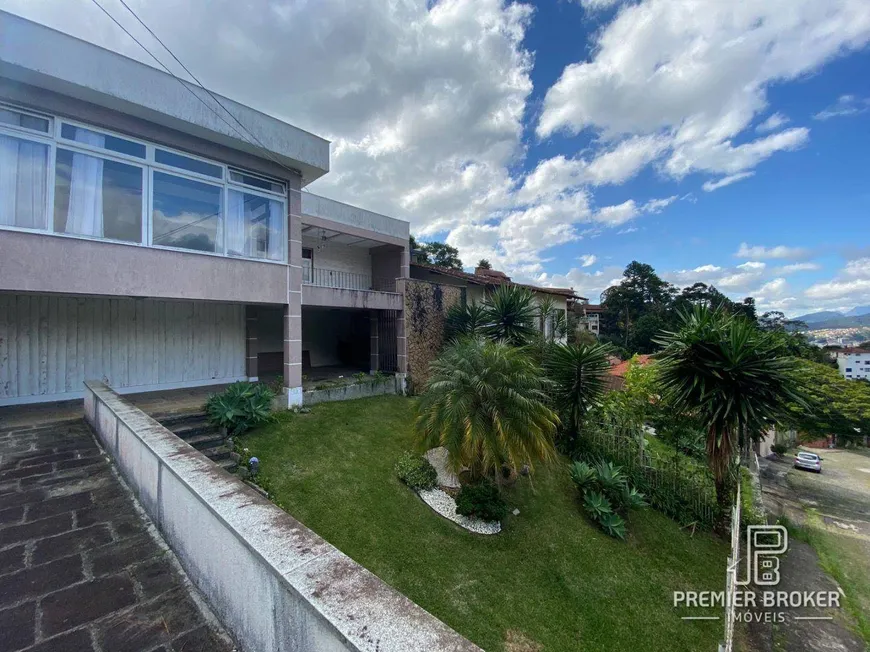 Foto 1 de Casa com 3 Quartos à venda, 190m² em Iúcas, Teresópolis