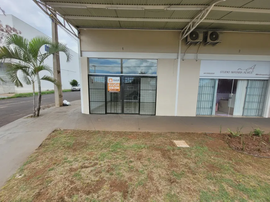 Foto 1 de Ponto Comercial para alugar, 56m² em Jardim Inconfidência, Uberlândia