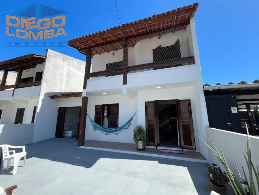 Foto 1 de Casa com 3 Quartos para alugar, 120m² em Cachoeira do Bom Jesus, Florianópolis