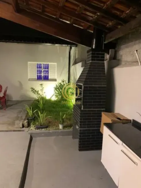 Foto 1 de Casa com 4 Quartos à venda, 247m² em Jardim Canuto Borges, Taubaté