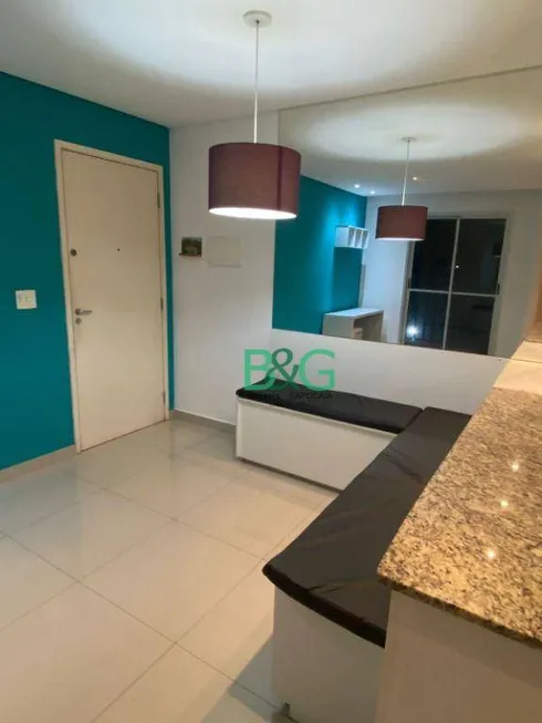 Foto 1 de Apartamento com 2 Quartos à venda, 49m² em Vila Liviero, São Paulo