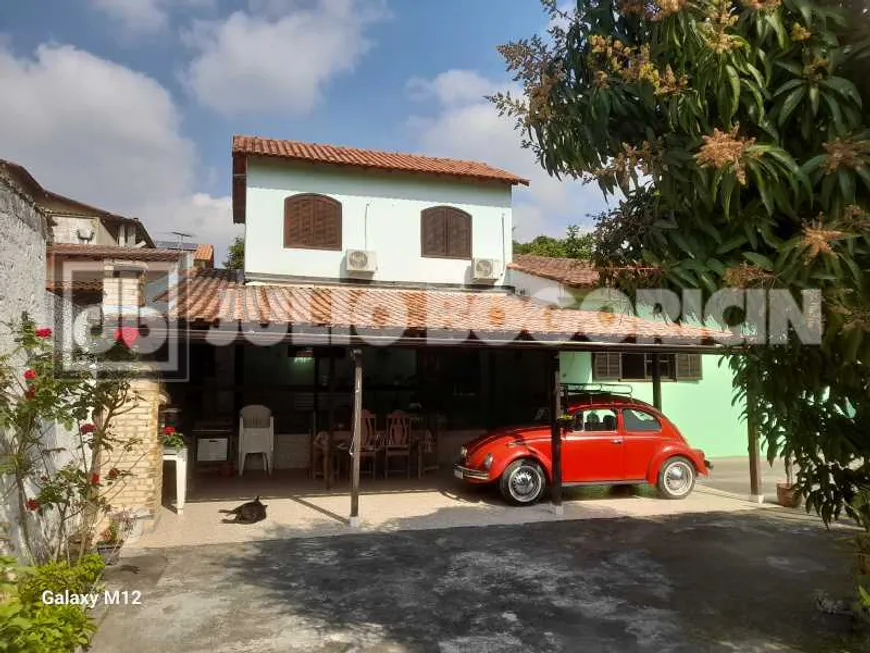 Foto 1 de Casa com 3 Quartos à venda, 480m² em Maria Paula, São Gonçalo