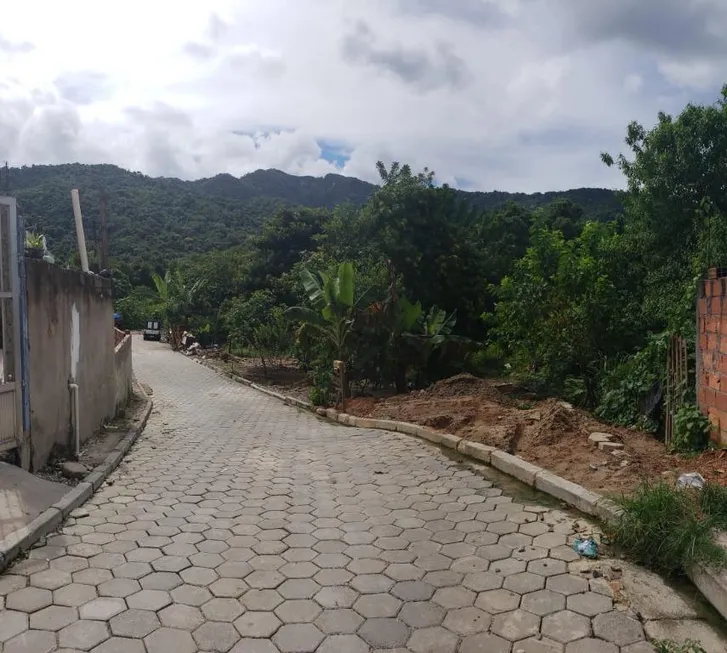 Foto 1 de Lote/Terreno à venda, 788m² em Jaraguazinho , Caraguatatuba