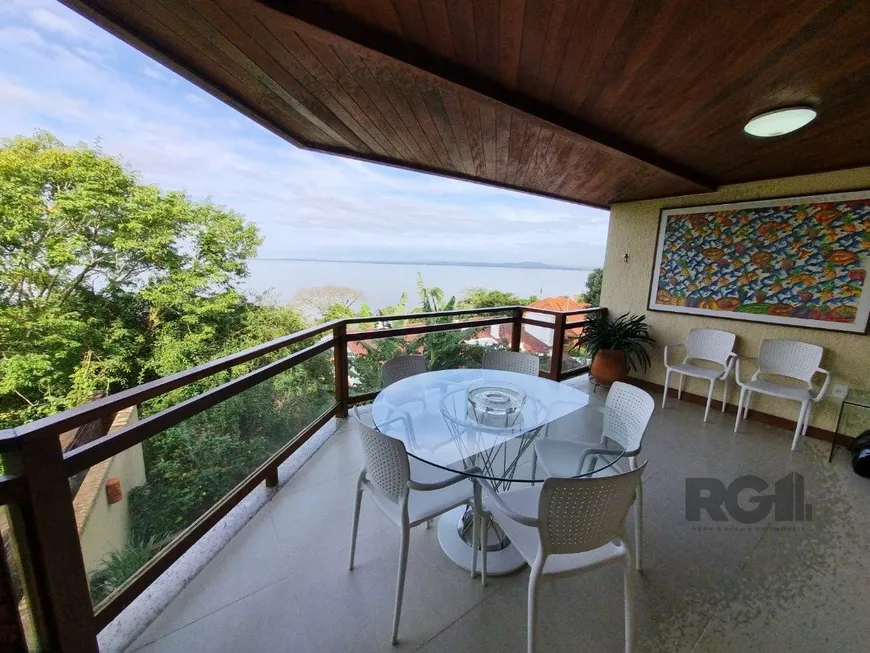 Foto 1 de Casa de Condomínio com 3 Quartos à venda, 268m² em Vila Conceição, Porto Alegre