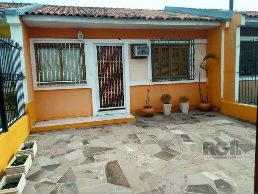 Foto 1 de Casa com 2 Quartos à venda, 48m² em Hípica, Porto Alegre