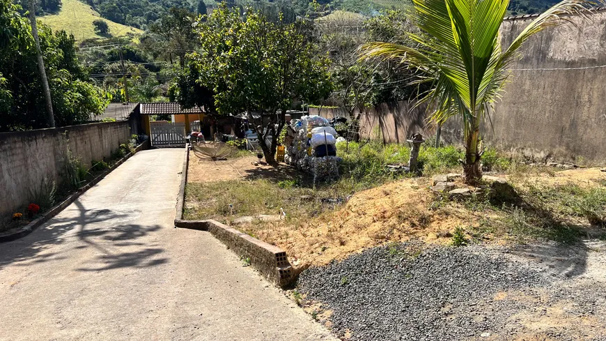 Foto 1 de Fazenda/Sítio com 2 Quartos à venda, 1200m² em Zona Rural, Jacutinga