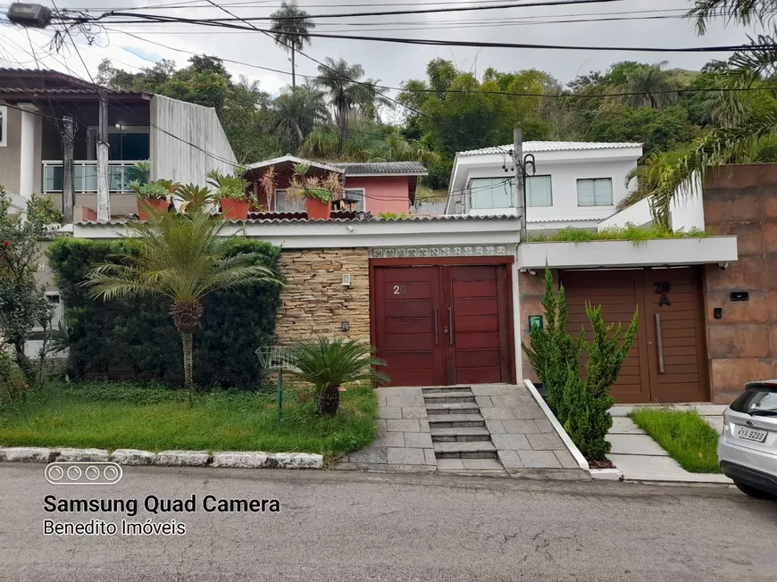 Foto 1 de Casa com 3 Quartos à venda, 269m² em Jacarepaguá, Rio de Janeiro