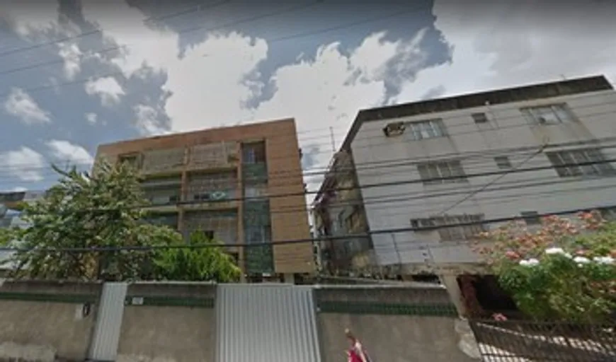Foto 1 de Apartamento com 3 Quartos à venda, 115m² em Campo Grande, Recife