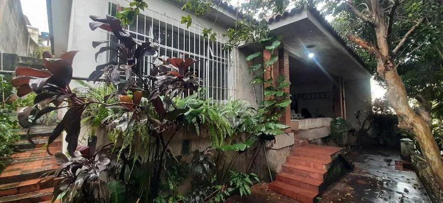 Foto 1 de Casa com 6 Quartos à venda, 298m² em Vila Isabel, Rio de Janeiro