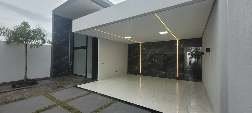 Foto 1 de Casa com 3 Quartos à venda, 146m² em Jardim Roma, Caldas Novas