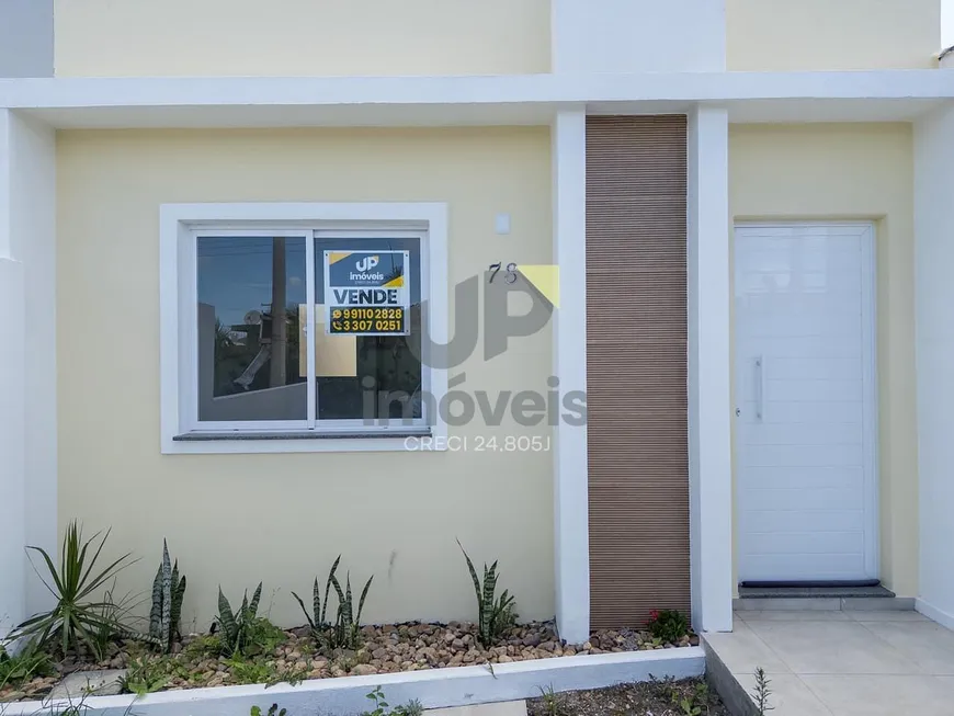 Foto 1 de Casa com 2 Quartos à venda, 60m² em Três Vendas, Pelotas