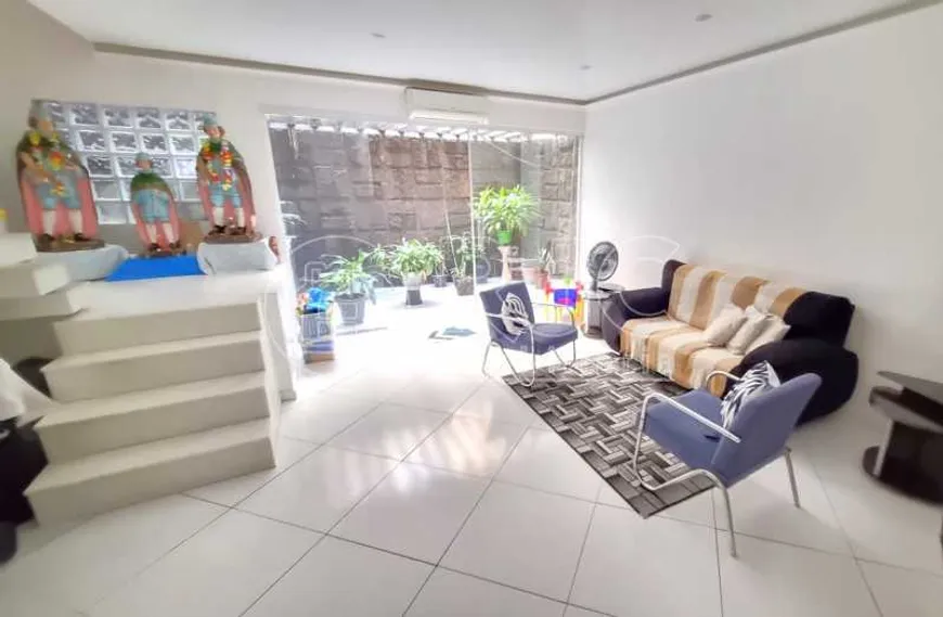 Foto 1 de Apartamento com 5 Quartos à venda, 209m² em Vila Isabel, Rio de Janeiro