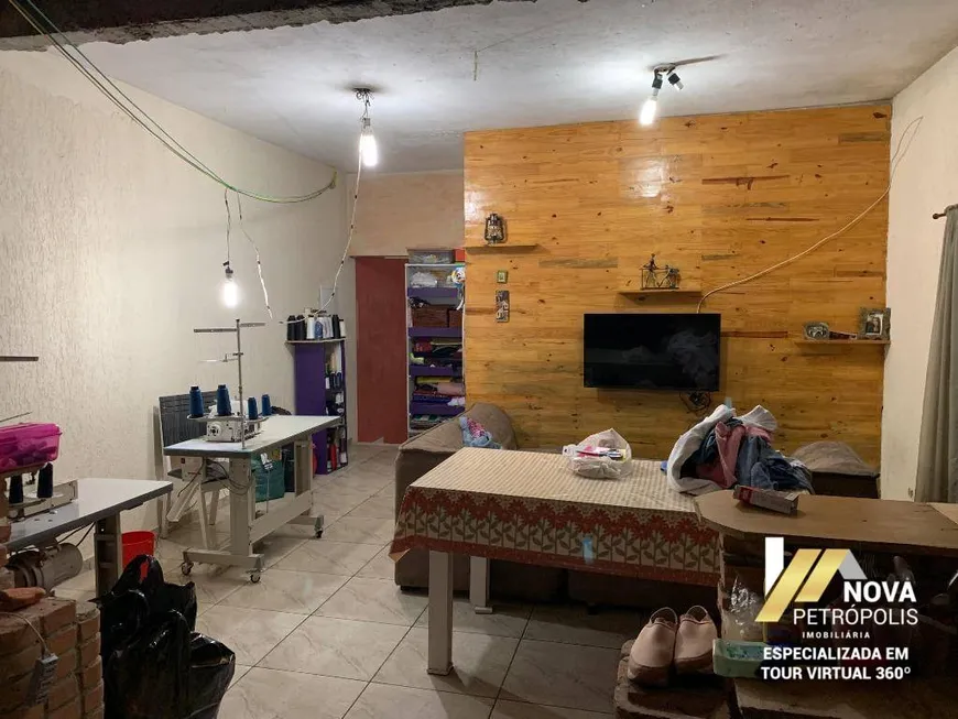 Foto 1 de Casa com 2 Quartos à venda, 100m² em Dos Finco, São Bernardo do Campo