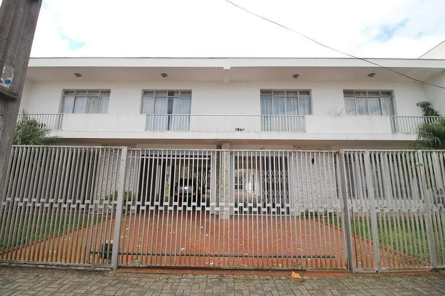 Foto 1 de Sobrado com 5 Quartos para alugar, 879m² em Centro, São José dos Pinhais