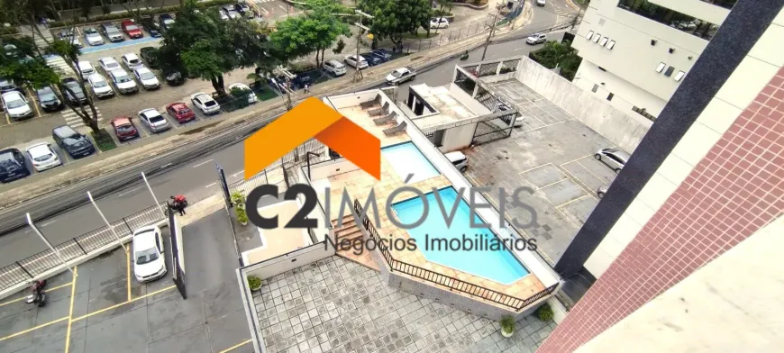 Foto 1 de Apartamento com 3 Quartos à venda, 71m² em Stiep, Salvador