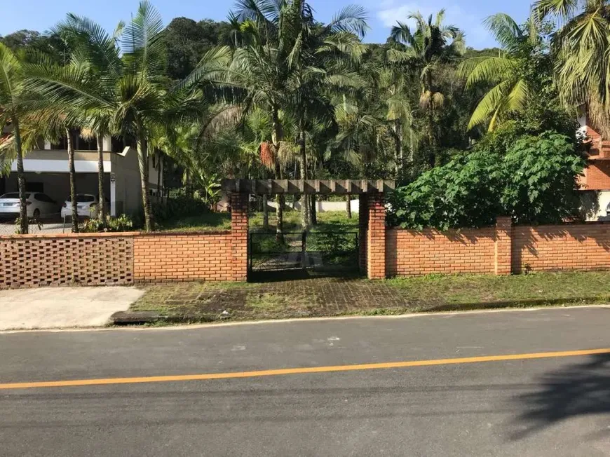 Foto 1 de Lote/Terreno à venda em Saguaçú, Joinville