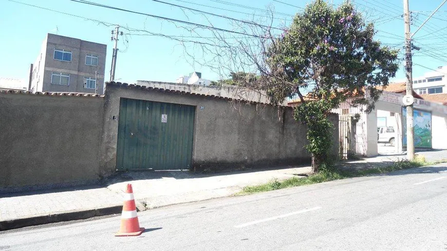 Foto 1 de Lote/Terreno à venda, 360m² em Barreiro, Belo Horizonte