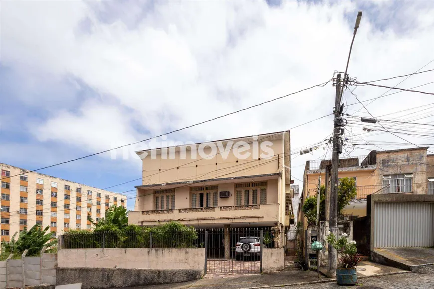 Foto 1 de Casa com 4 Quartos à venda, 360m² em Barbalho, Salvador