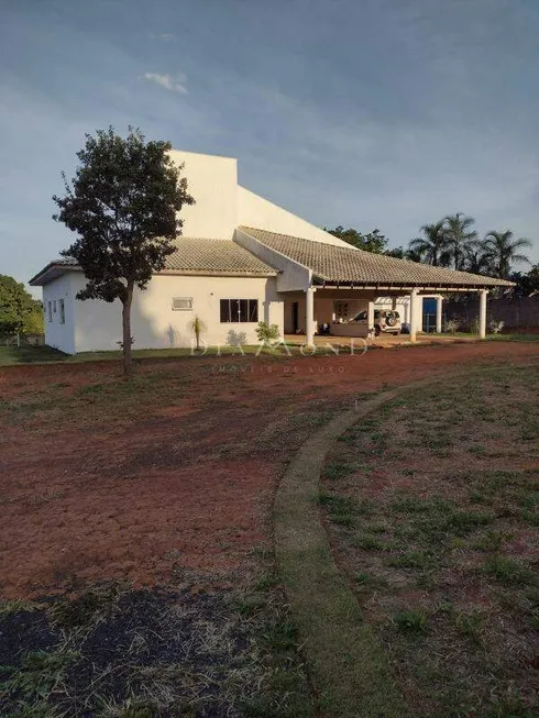 Foto 1 de Casa com 3 Quartos à venda, 400m² em Mansões Aeroporto, Uberlândia