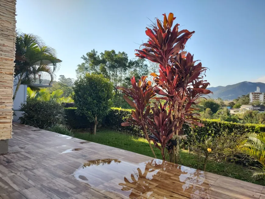 Foto 1 de Casa com 4 Quartos à venda, 162m² em Monte Verde, Florianópolis