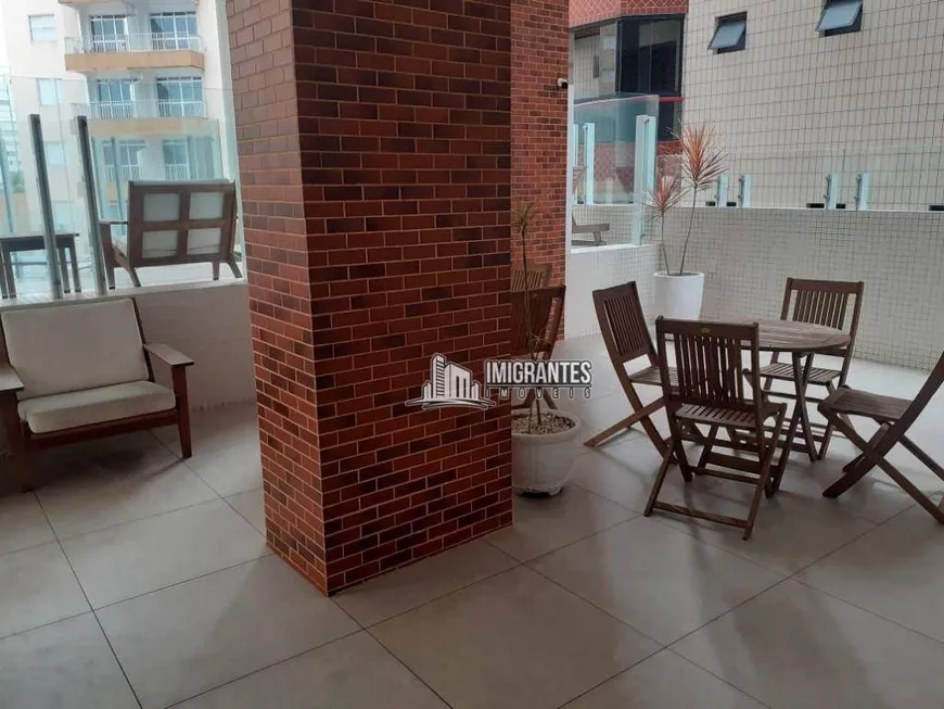 Foto 1 de Apartamento com 1 Quarto à venda, 51m² em Vila Guilhermina, Praia Grande