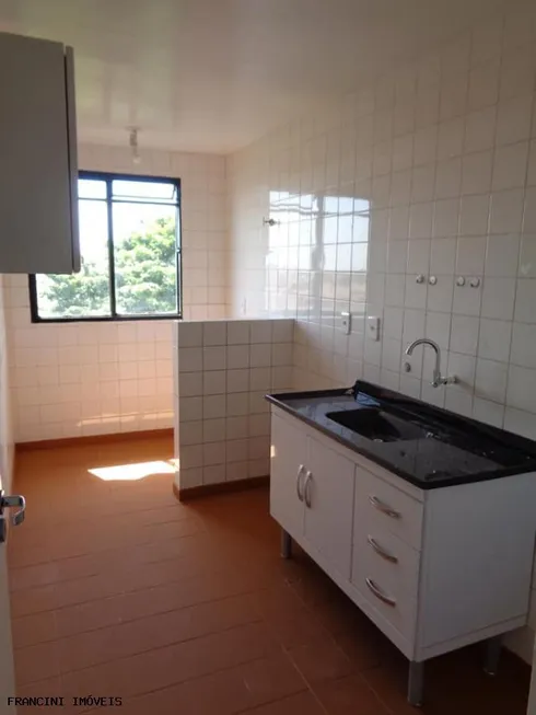 Foto 1 de Apartamento com 2 Quartos à venda, 55m² em Jardim Marambá, Bauru