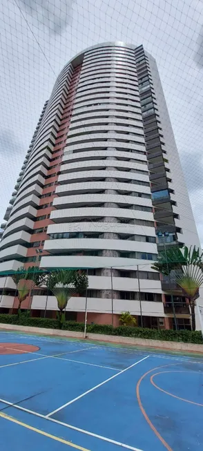 Foto 1 de Apartamento com 4 Quartos à venda, 241m² em Poço, Recife