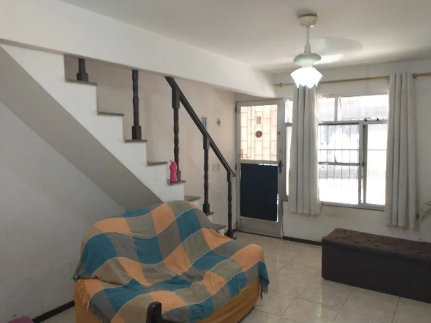 Foto 1 de Casa de Condomínio com 2 Quartos à venda, 53m² em Bancários, Rio de Janeiro