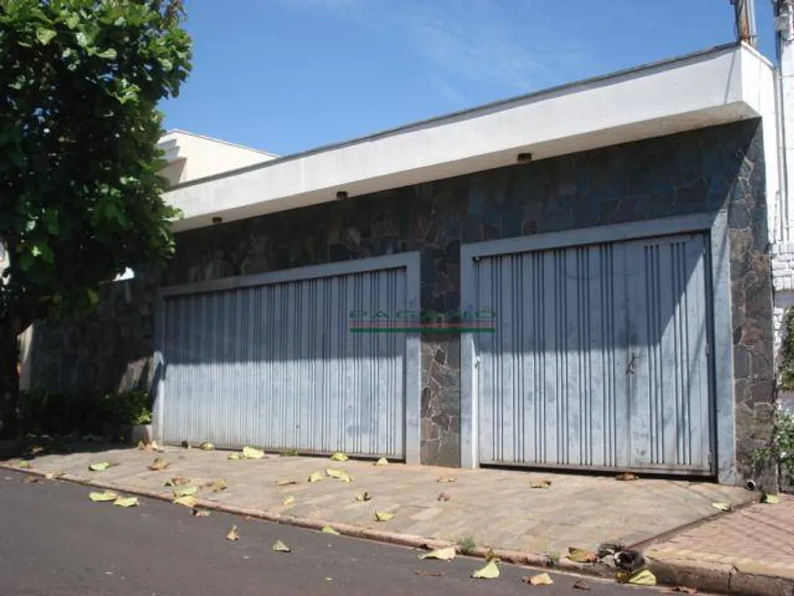 Foto 1 de Casa com 3 Quartos para venda ou aluguel, 582m² em Jardim Sumare, Ribeirão Preto