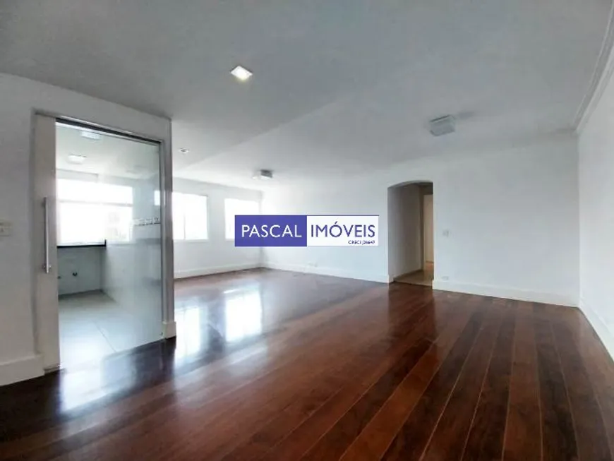 Foto 1 de Apartamento com 3 Quartos à venda, 140m² em Moema, São Paulo