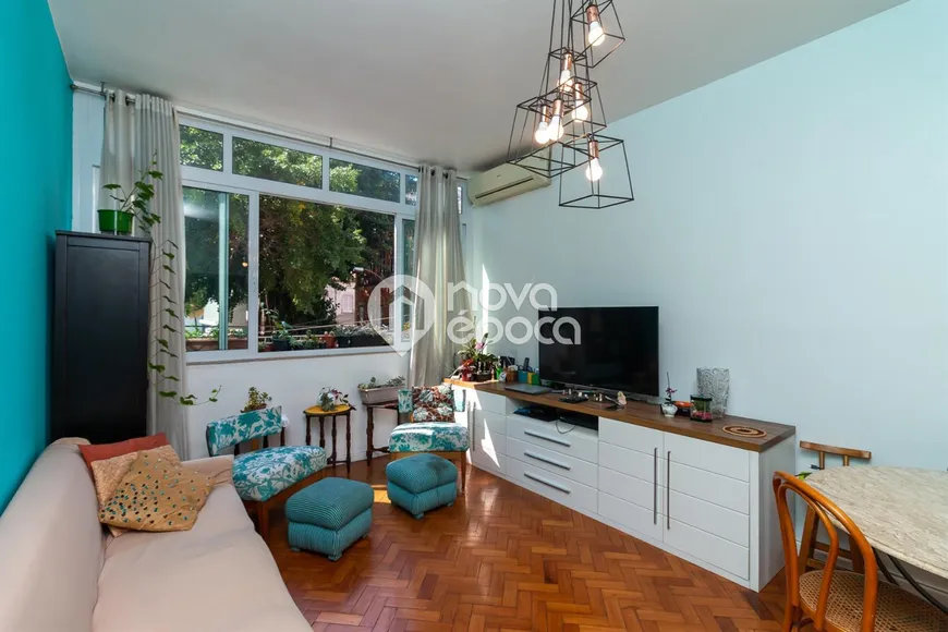 Foto 1 de Apartamento com 4 Quartos à venda, 140m² em Laranjeiras, Rio de Janeiro