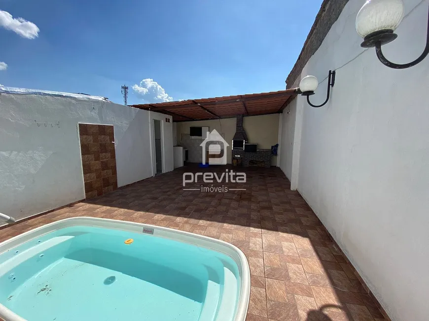 Foto 1 de Casa com 4 Quartos à venda, 250m² em JARDIM SAO BENEDITO, Taubaté